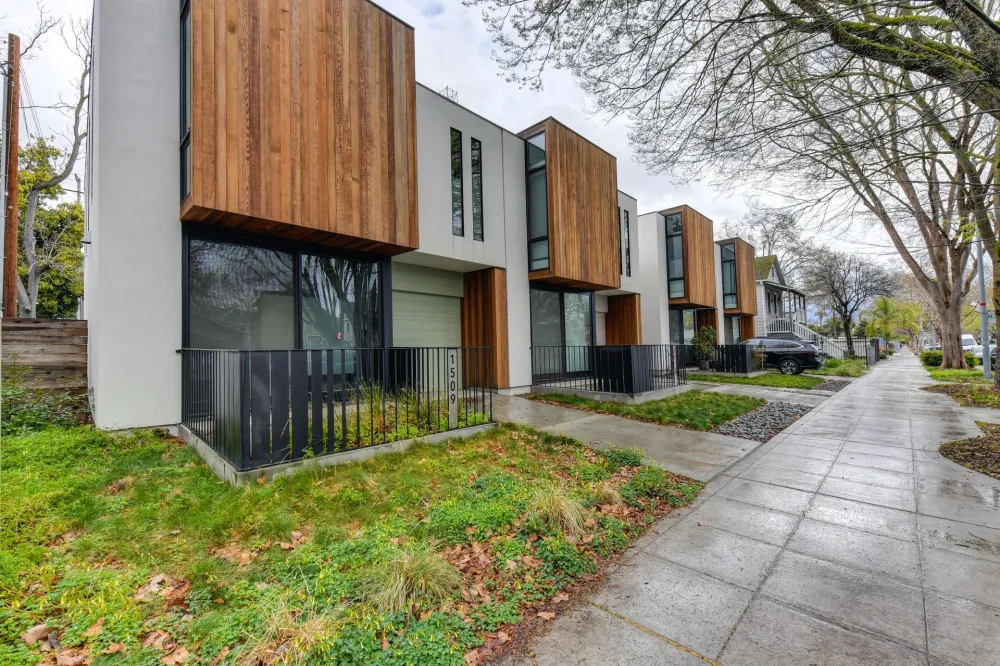 Rumah Modern Minimalis 2 Lantai
